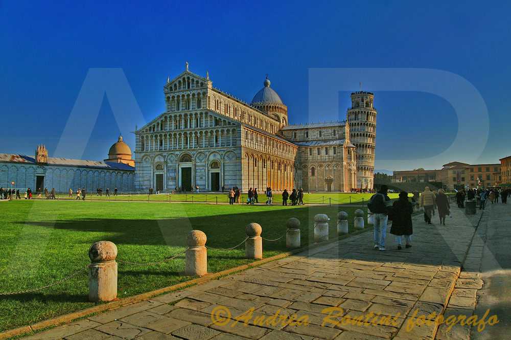 Cod.PI-302 Pisa (Piazza dei Miracoli)-0